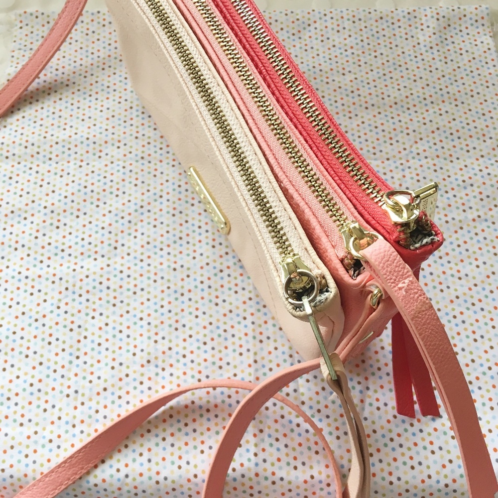 ✨EUC✨ STEVE MADDEN Ombre Triplet Crossbody Bag